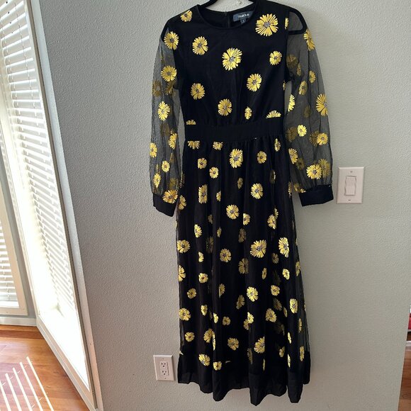 Modcloth Maxi Dress Black Yellow Daisies SMALL Long Sleeve Gown - Picture 1 of 6